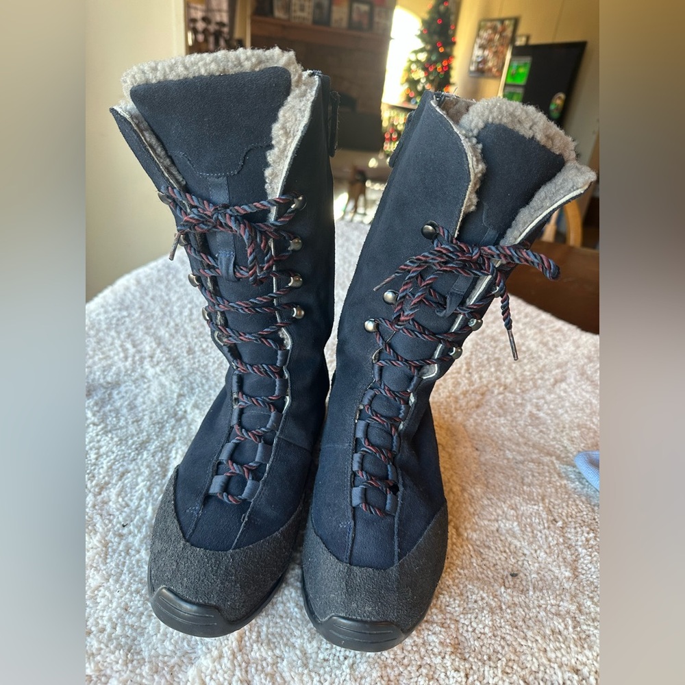 Rockport Navy and Charcoal Lace-Up Winter Boots